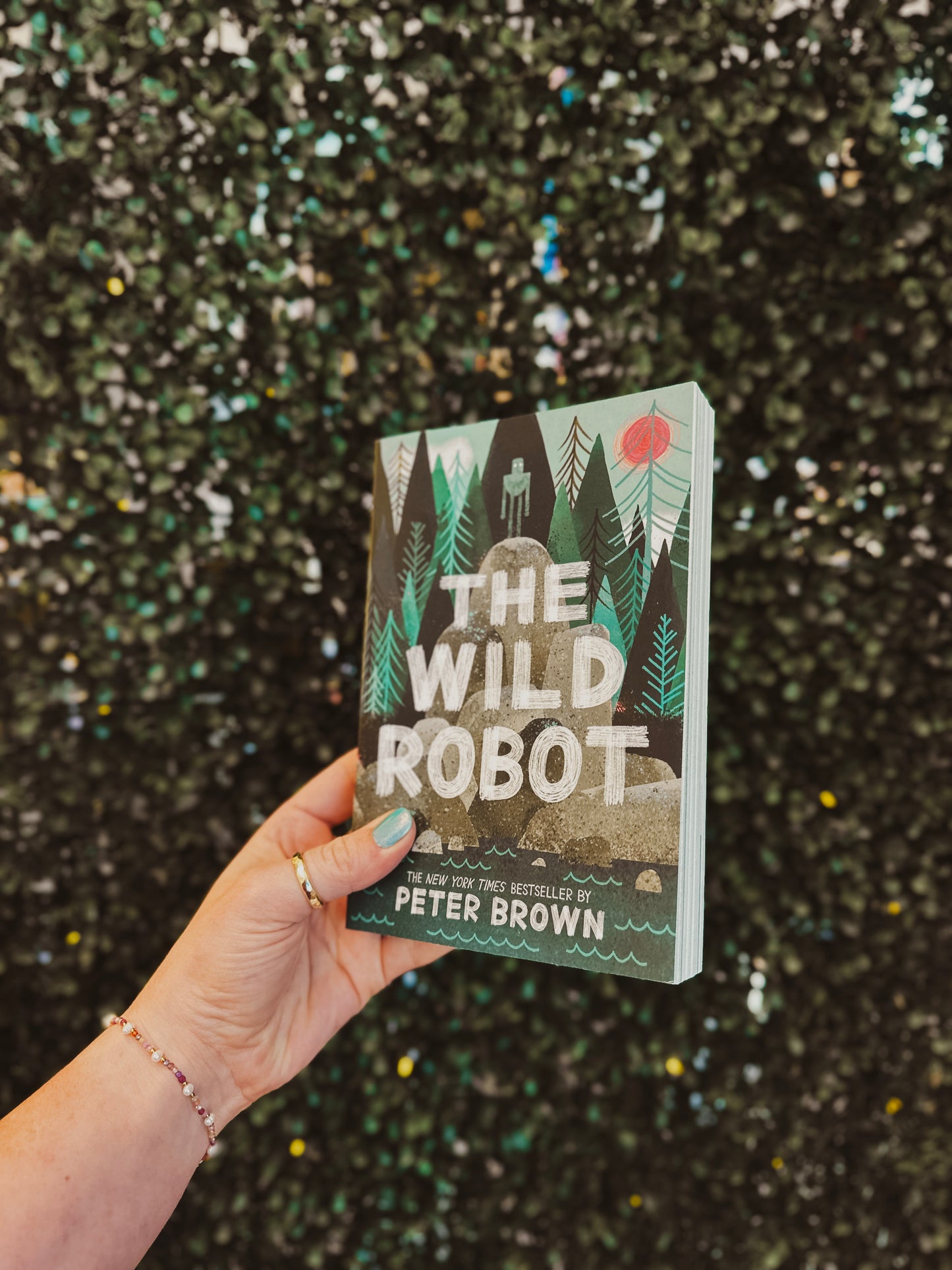 The Wild Robot (Volume 1) (The Wild Robot, 1)