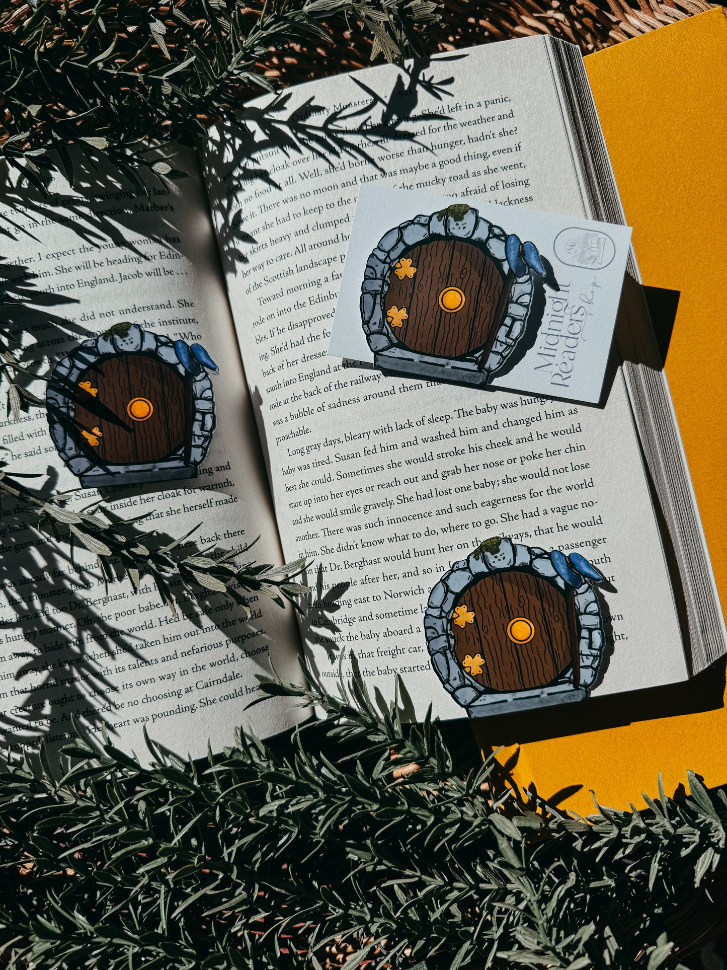 Hobbit Door Magnetic Bookmark | Hobbit Bookmarks | Fantasy Bookmark | Bookish Gift | Lord of the Rings bookmark