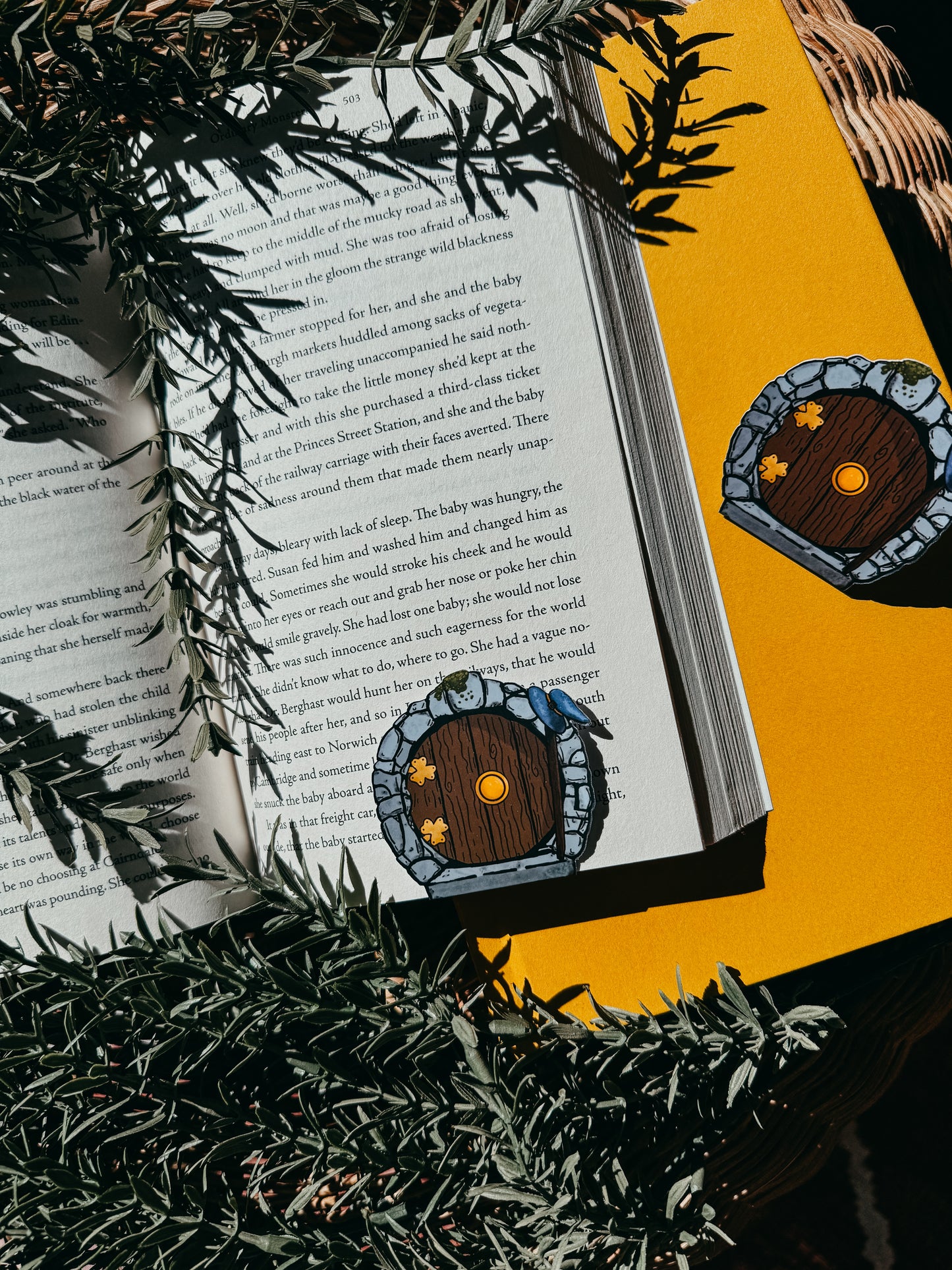Hobbit Door Magnetic Bookmark | Hobbit Bookmarks | Fantasy Bookmark | Bookish Gift | Lord of the Rings bookmark