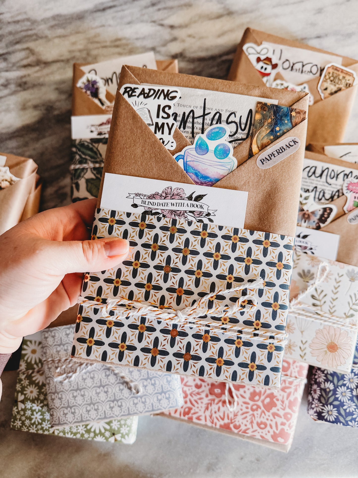Bookish Advent Calendar- 12 days of reading | choose between 4 or 12 wrapped books
