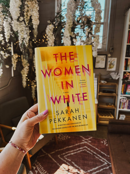 The Women in White: A Novel